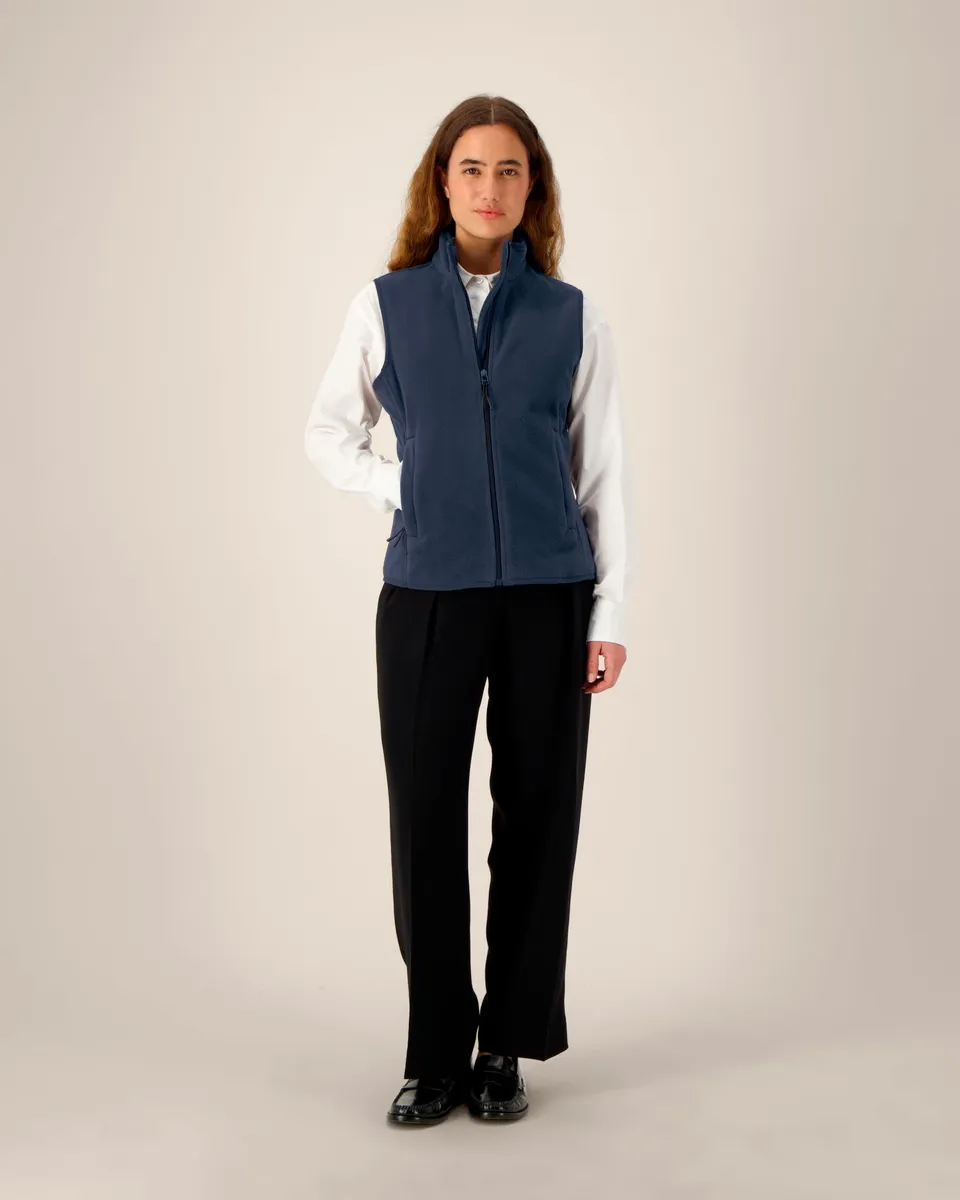 Stella Quester 55