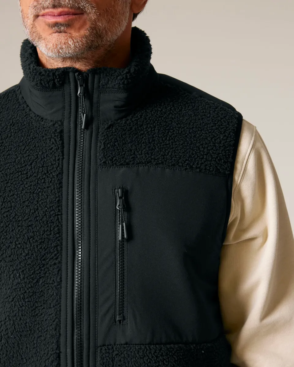 Liner 66